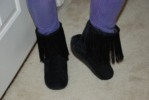 We found this great fringe at JoAnn's. Liz immediately fell in love with it and asked to attach it to her boots. Even though it isn't really upcycling (more like decorating), I still dig the creativity.
